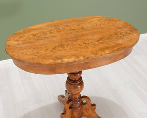 Antiikkinen pilaripöytä
