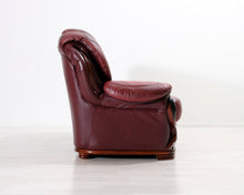 Lataa kuva Galleria-katseluun, 3-istuttava nahkasohva punainen
