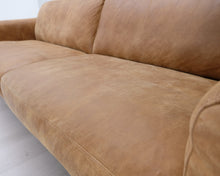 Lataa kuva Galleria-katseluun, Asko Kendo 3-istuttava nahkasohva ruskea
