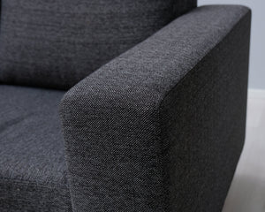 3-istuttava kangassohva harmaa