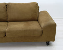 Lataa kuva Galleria-katseluun, Asko 2,5-istuttava kangassohva vihreä
