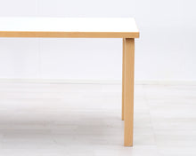 Lataa kuva Galleria-katseluun, Artek pitkä ruokapöytä 60 x 180 cm
