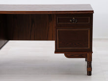 Lataa kuva Galleria-katseluun, Antiikkinen täyspuinen kirjoituspöytä
