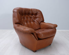 Lataa kuva Galleria-katseluun, Kuusilinna nahkainen nojatuoli ruskea
