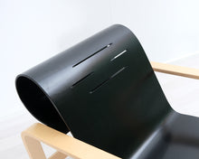 Lataa kuva Galleria-katseluun, Artek Paimio 41 nojatuoli koivu / musta
