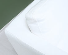 Lataa kuva Galleria-katseluun, 3-istuttava Valanti sohva valkoinen
