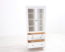 Lataa kuva Galleria-katseluun, IKEA Hemnes vitriinikaappi

