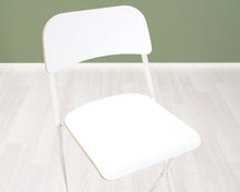 Lataa kuva Galleria-katseluun, Baarijakkara valkoinen
