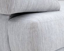 Lataa kuva Galleria-katseluun, Asko Florence 3-istuttava kangassohva vaaleanharmaa
