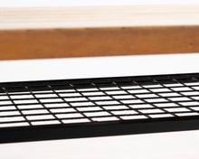 Lataa kuva Galleria-katseluun, Baaripöytä tammilevyllä
