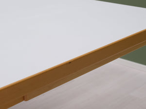 Artek ruokapöytä koivu / valkoinen 120 x 85 cm