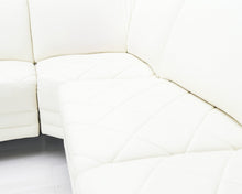 Lataa kuva Galleria-katseluun, 5-istuttava nahkasohva valkoinen

