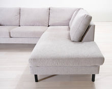 Lataa kuva Galleria-katseluun, 4-istuttava kulmasohva vaaleanharmaa
