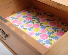 Lataa kuva Galleria-katseluun, Antiikkinen lipasto
