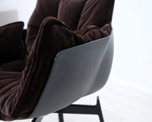 Lataa kuva Galleria-katseluun, B&amp;B Italia Husk ruokatuoli
