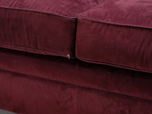 Lataa kuva Galleria-katseluun, 3-istuttava vuodesohva viininpunainen
