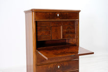 Lataa kuva Galleria-katseluun, Antiikkinen kirjoituslipasto
