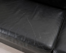 Lataa kuva Galleria-katseluun, 3-istuttava nahkasohva musta
