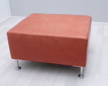 Lataa kuva Galleria-katseluun, Sope nahkainen nojatuoli punainen
