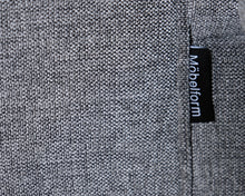 Lataa kuva Galleria-katseluun, Möbelform Pluz 4-istuttava divaanisohva ja rahi harmaa
