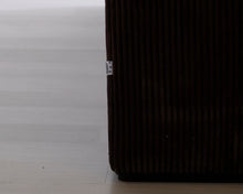 Lataa kuva Galleria-katseluun, Sweef 3-istuttava kangassohva ruskea

