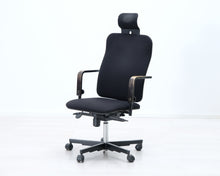 Lataa kuva Galleria-katseluun, Avarte Yrjö Kukkapuro toimistotuoli niskatuella
