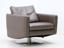 Lataa kuva Galleria-katseluun, Natuzzi nahkanojatuoli ruskea
