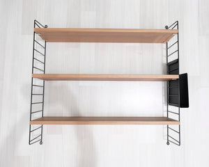 String seinähylly