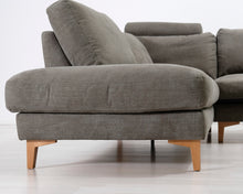 Lataa kuva Galleria-katseluun, 4-istuttava kulmasohva vihreänharmaa
