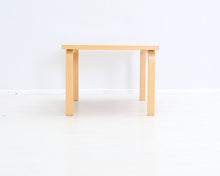 Lataa kuva Galleria-katseluun, Artek 81C sohvapöytä
