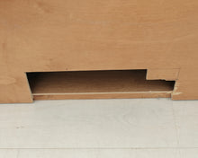 Lataa kuva Galleria-katseluun, Boknäs Mappivitriini umpiovella K47cm S39cm
