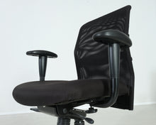 Lataa kuva Galleria-katseluun, ChairWorks® Skanno työtuoli musta
