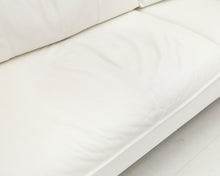 Lataa kuva Galleria-katseluun, Pohjanmaan Chic 3h-sohva Soft Antique-nahka valkoinen
