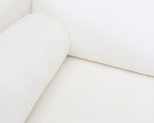Lataa kuva Galleria-katseluun, Kirsi Valanti Syli 3-istuttava kangassohva valkoinen

