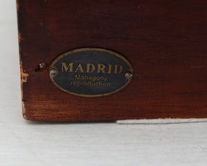 Madrid Mahogany laatikosto