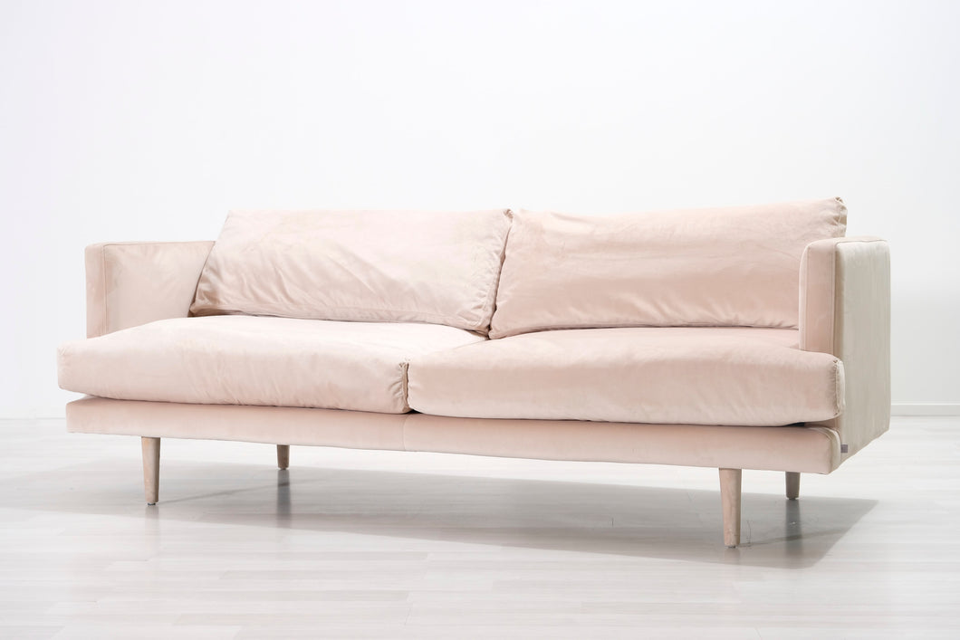 3-istuttava samettisohva vaaleanpunainen