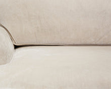 Lataa kuva Galleria-katseluun, Samettinen Howard sohva
