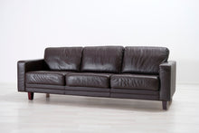 Lataa kuva Galleria-katseluun, 3-istuttava nahkasohva ruskea
