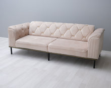 Lataa kuva Galleria-katseluun, 3-istuttava kangassohva beige
