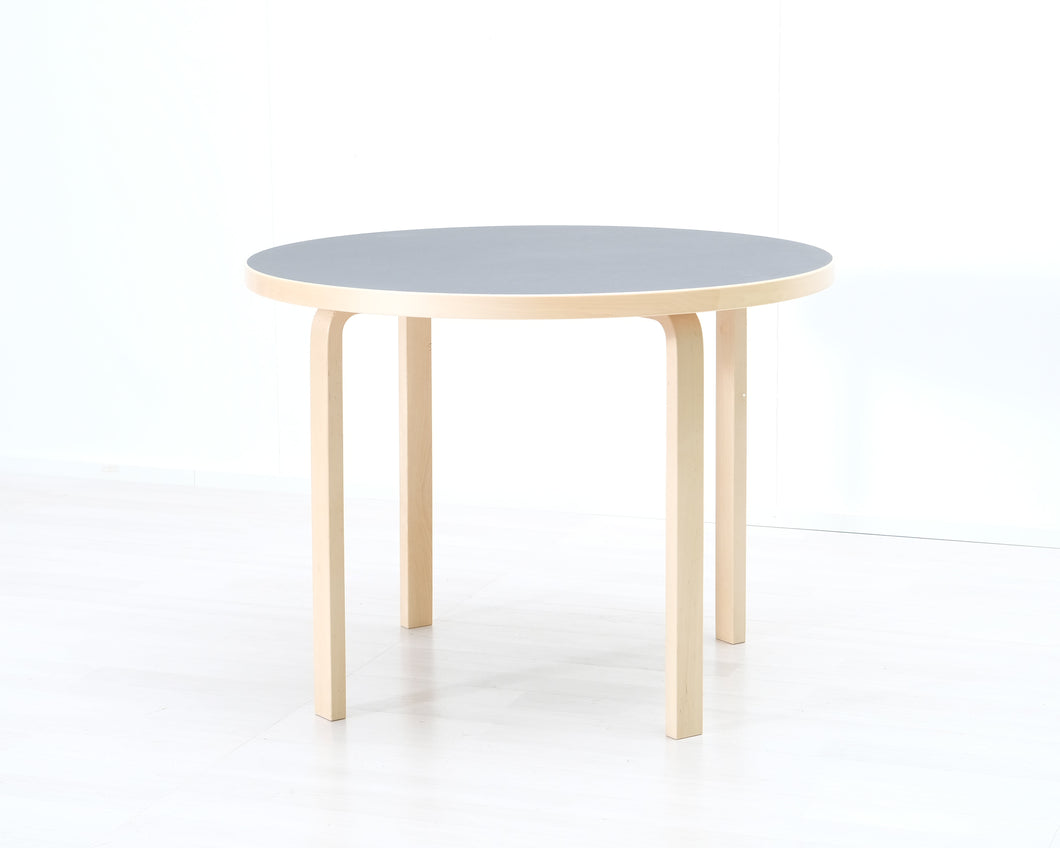 Artek 90A pöytä koivu / musta