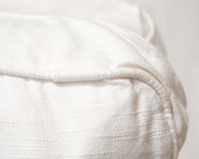 Lataa kuva Galleria-katseluun, 2,5-istuttava kangassohva valkoinen
