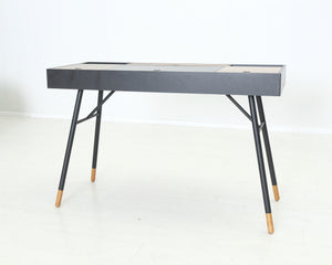 BoConcept Cupertino työpöytä