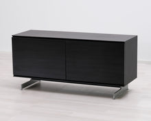 Lataa kuva Galleria-katseluun, Bang &amp; Olufsen laitekaappi musta
