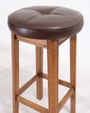 Lataa kuva Galleria-katseluun, Baaritiski ja baarijakkarat
