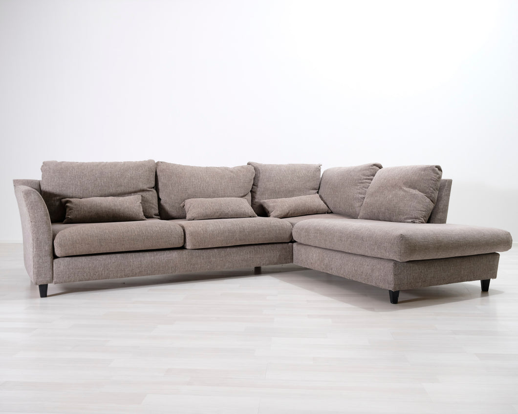 4-istuttava kulmasohva beige