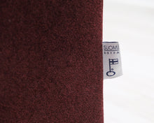 Lataa kuva Galleria-katseluun, 2,5-istuttava kangassohva vuodemekanismilla viininpunainen
