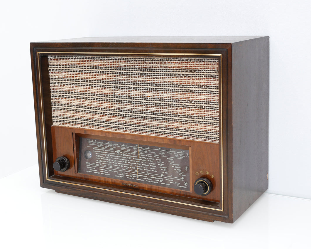 Telefunken vintage putkiradio sisustukseen