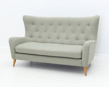 Lataa kuva Galleria-katseluun, Molly 3-istuttava sohva vaaleanvihreä
