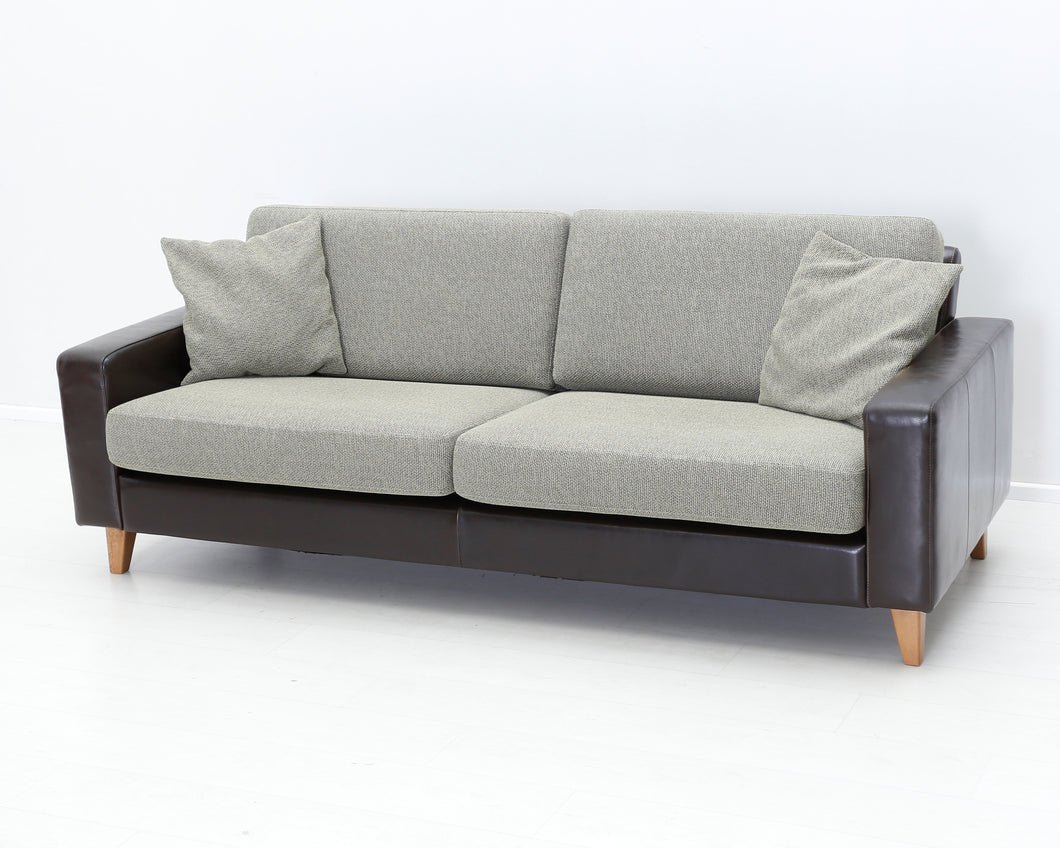 Adea 3-istuttava sohva