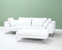 Lataa kuva Galleria-katseluun, Adea Band 3-istuttava kangassohva ja rahi valkoinen
